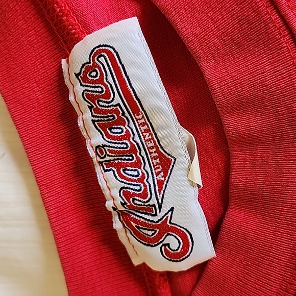 Vintage MLB Cleveland Indians TShirt - Picture 4 of 6